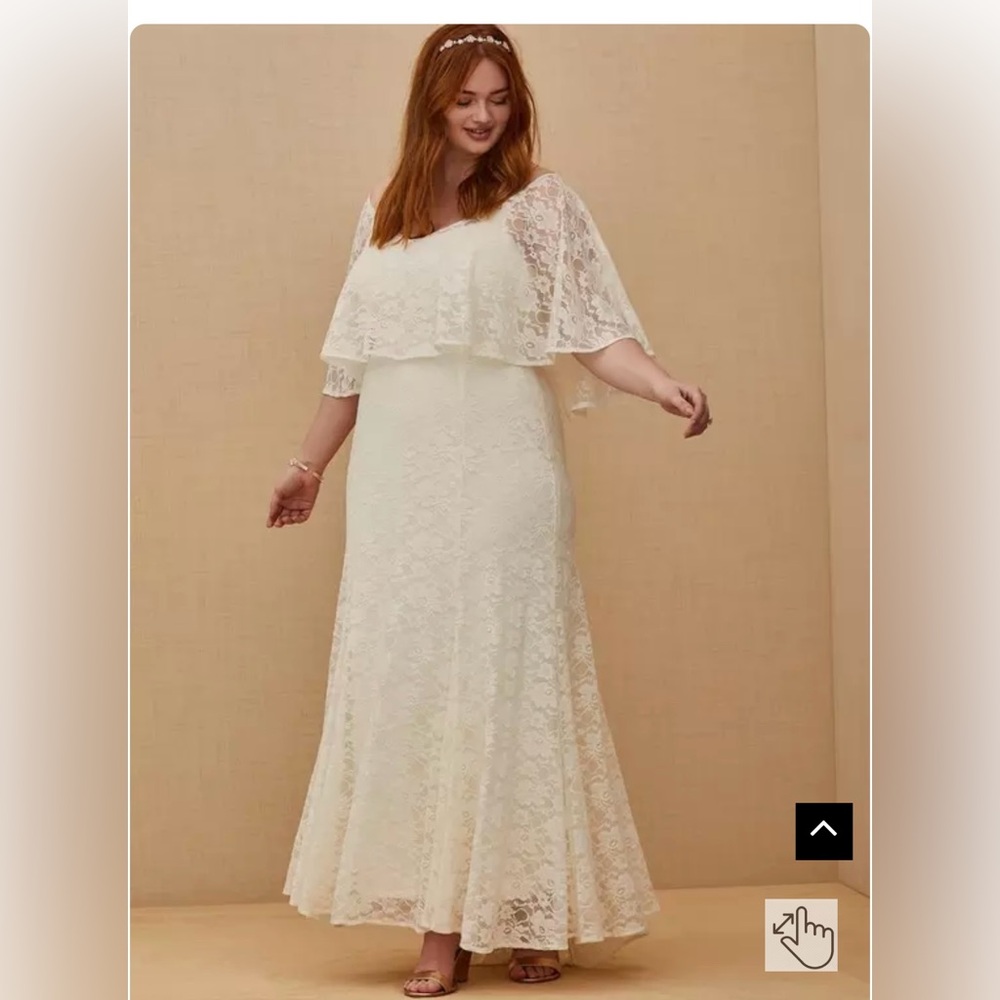 Torrid Cream Lace Wedding Dress